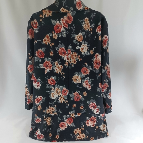 Black Rainn Floral Jacket New White Shirt Not Included - Picture 2 of 6